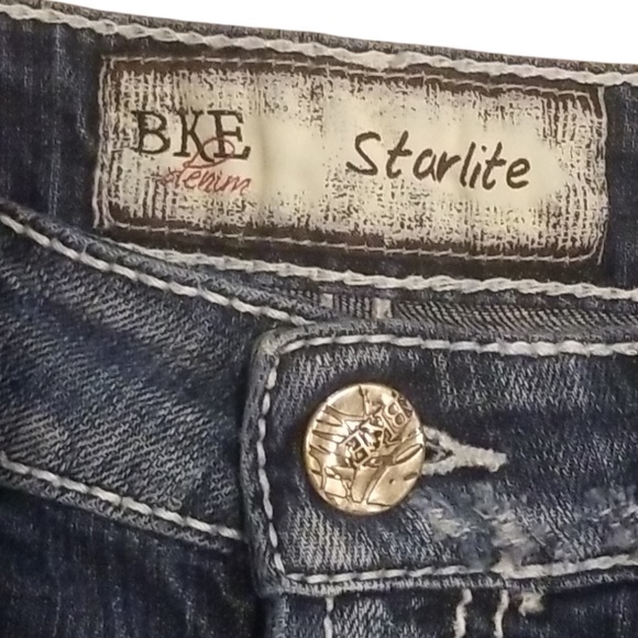 BKE Denim Women's Starlite Frayed Hem Capri Jeans Size 28 - Picture 10 of 14